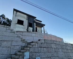 Vista exterior de Casa o xalet en venda en Pontevedra Capital  amb Jardí privat