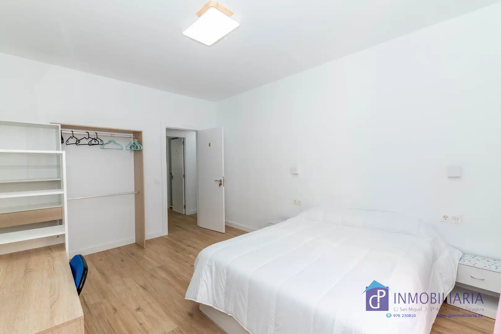 Flat for sale in Calle de Santiago, Alfonso
