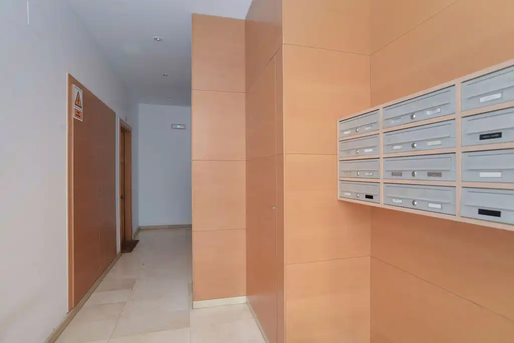 Piso en venta en Ripollet con Calefacción y Piscina