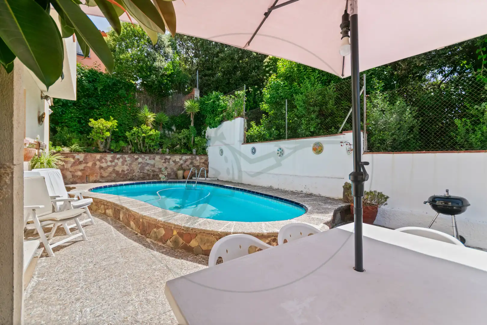 Swimming pool of Houses for sale in Sant Cugat del Vallès  with Heating, Private garden and Parquet flooring