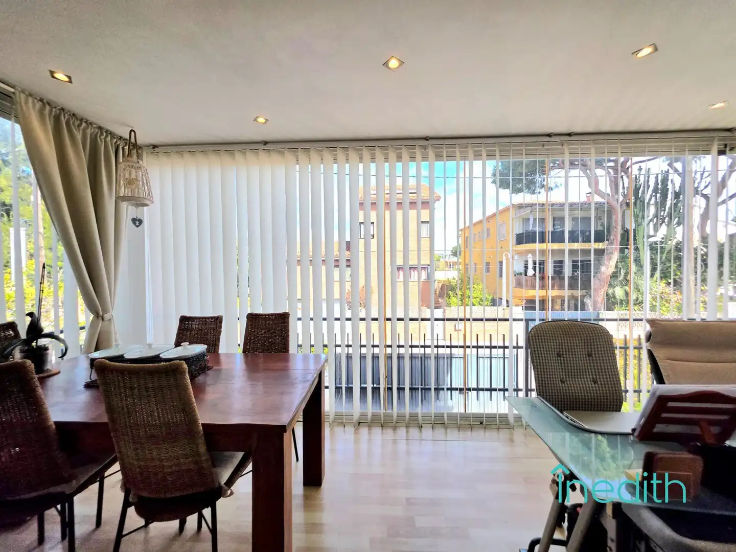 Comedor de Piso en venta en Castelldefels con Aire acondicionado, Calefacción y Terraza