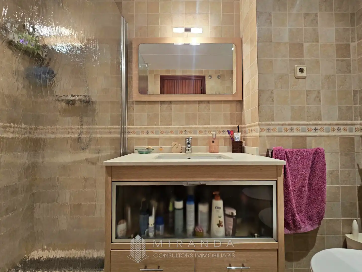 Baño de Casa adosada en venta en Granollers con Aire acondicionado, Calefacción y Jardín privado