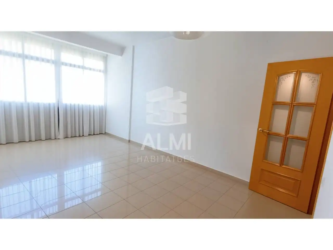 Bedroom of Flat for sale in Barcelona  with Air Conditioner and Balcony