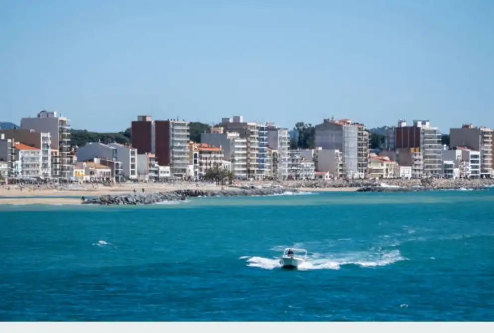 Vista exterior de Dúplex de alquiler en Calonge i Sant Antoni con Amueblado, Horno y Lavadora