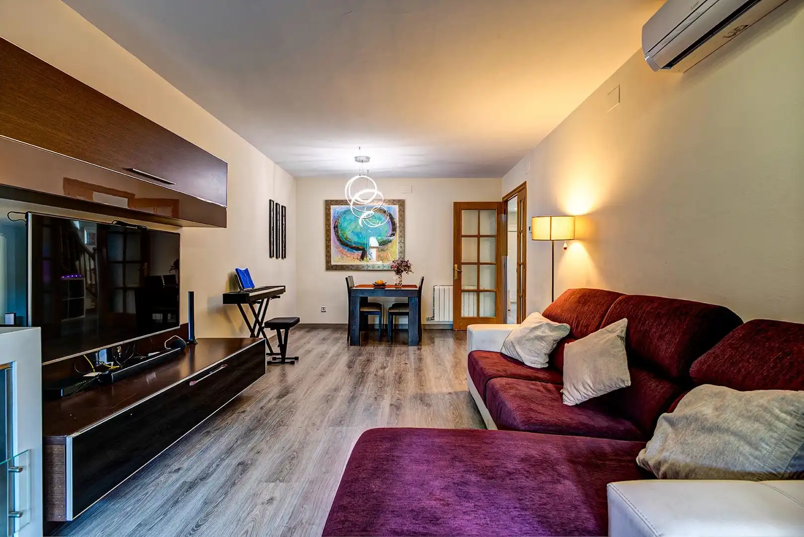 Sala de estar de Casa adosada en venta en Igualada con Aire acondicionado, Calefacción y Terraza