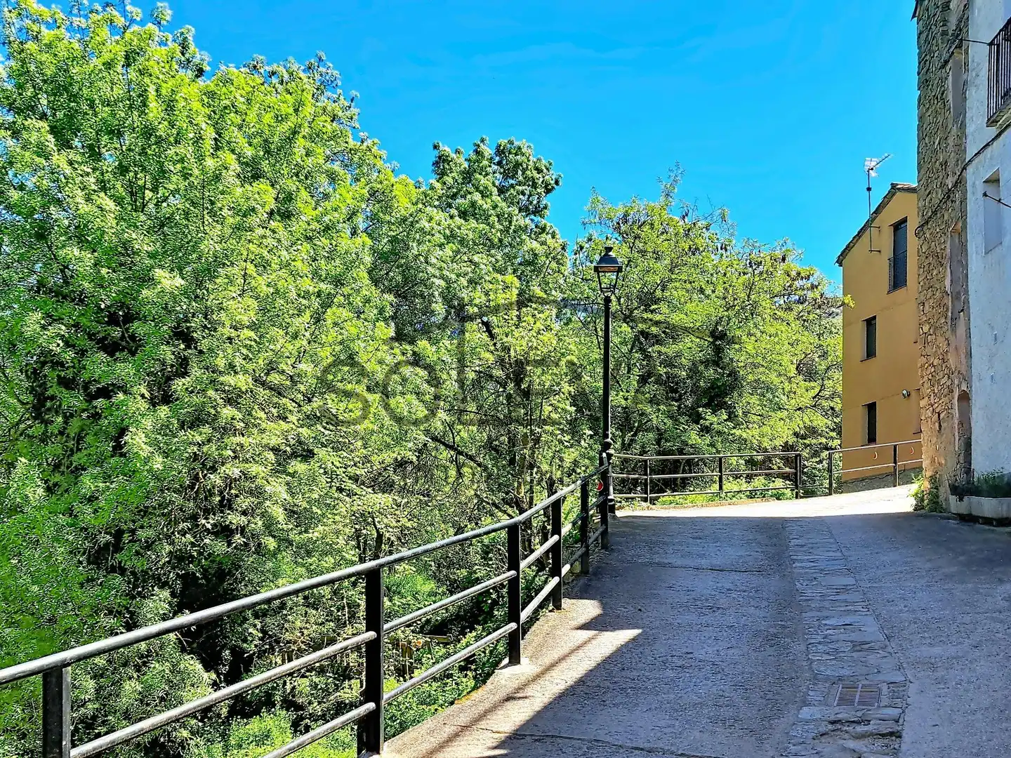 Vista exterior de Casa o chalet en venta en Llimiana con Calefacción, Trastero y Amueblado