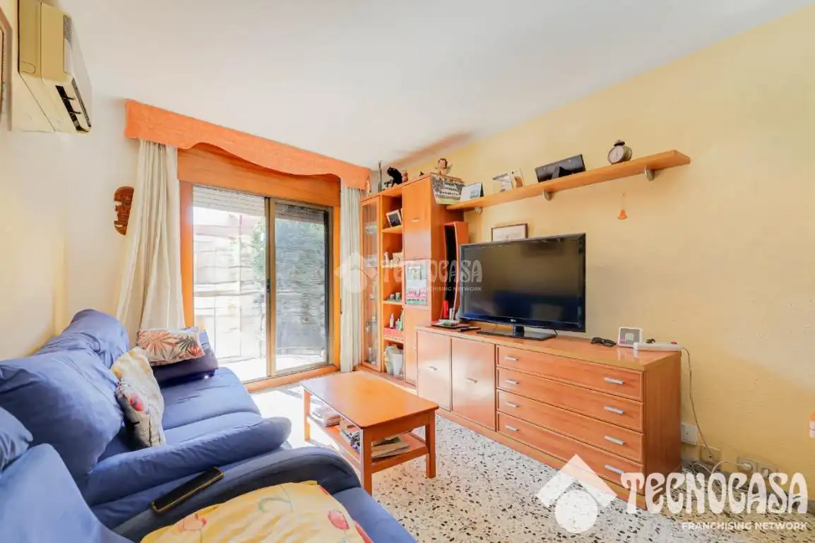 Wohnung mit Terrasse zum Verkauf in Nou Barris, imagen 5