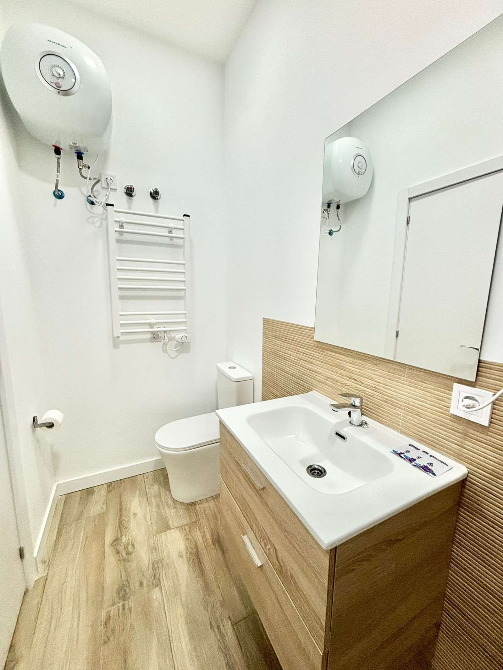 Bany de Estudi per a compartir en  Madrid Capital amb Aire condicionat i Terrassa