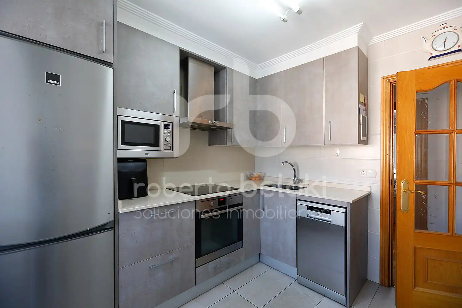 Kitchen of Flat for sale in Pinar - Anaka - Belaskoenea
