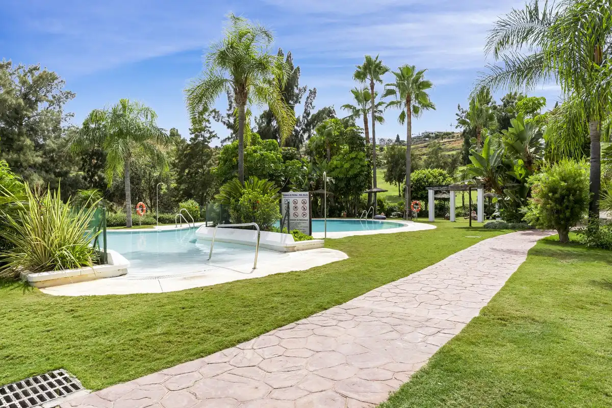 Piscina de Planta baja en venta en Mijas con Aire acondicionado, Calefacción y Terraza