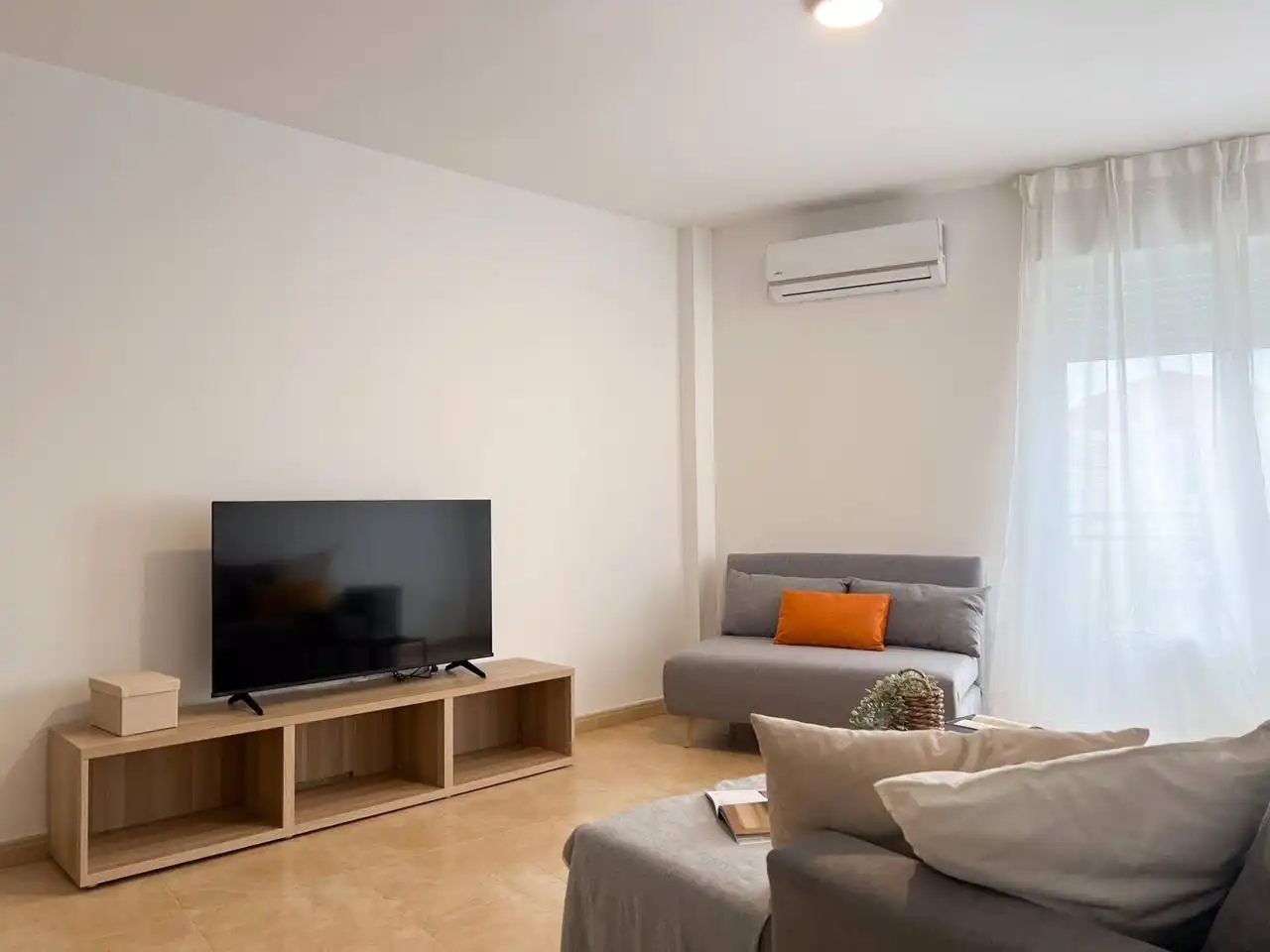 Wohnzimmer von Wohnung zur Miete in Centre - Sant Josep - Sanfeliu