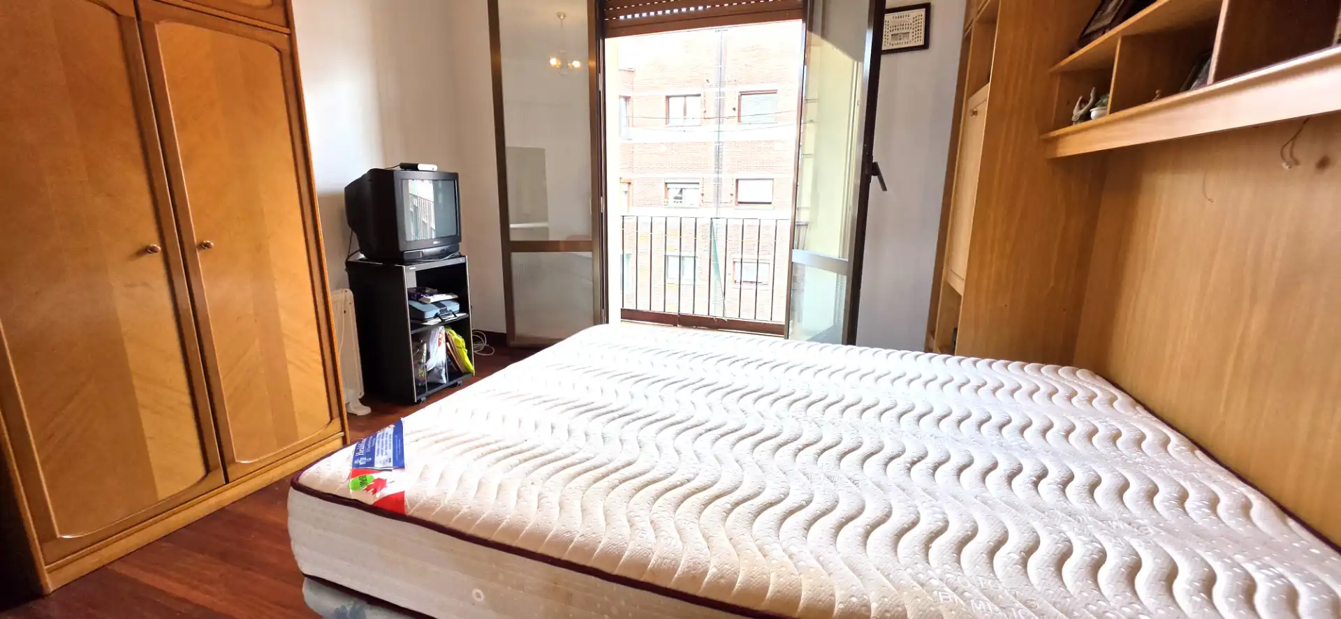 Bedroom of Flat for sale in Bilbao   with Storage room, Furnished and Oven