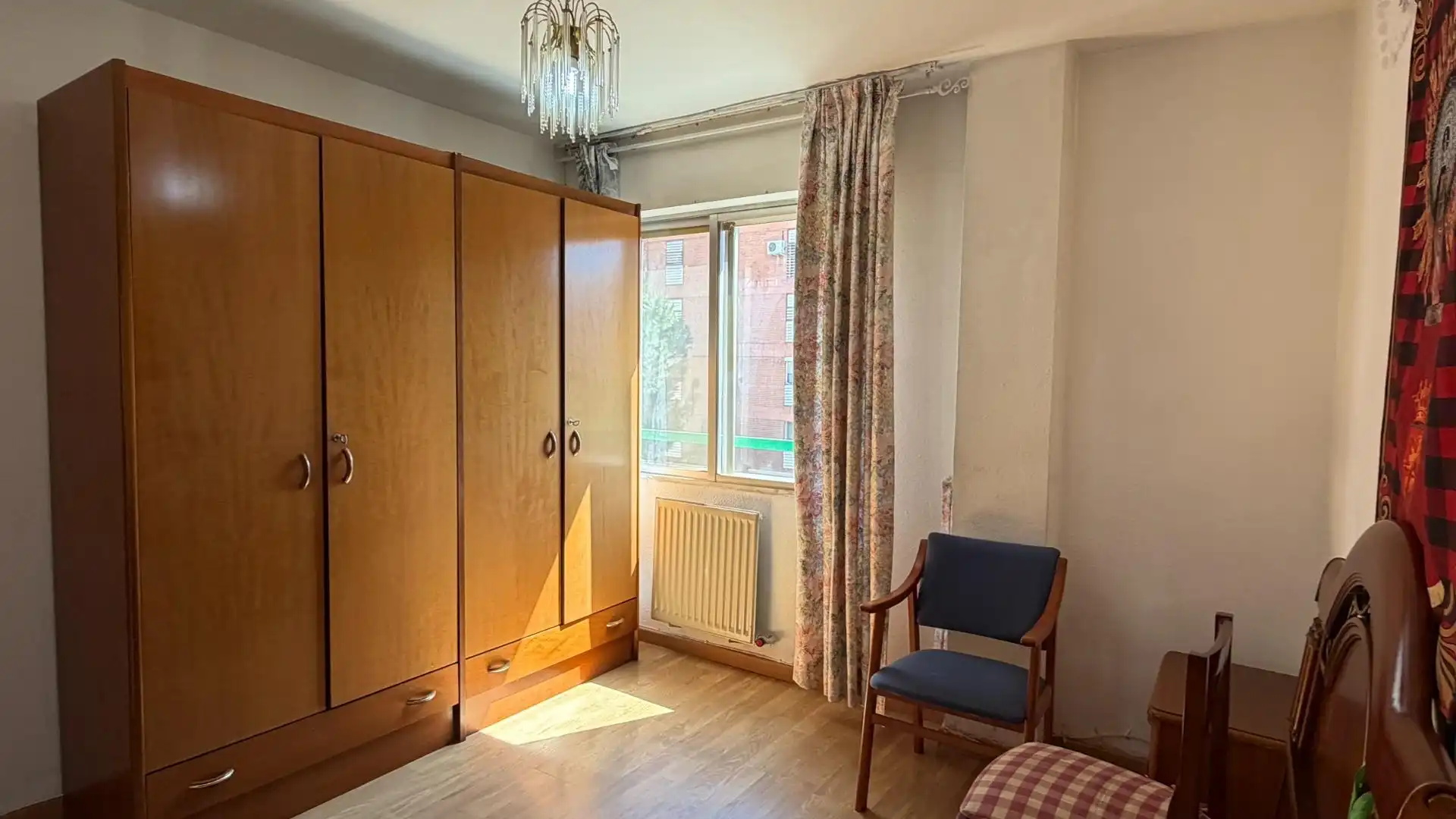 Habitación de Piso de alquiler en Zaragoza con Calefacción, Trastero y Balcón