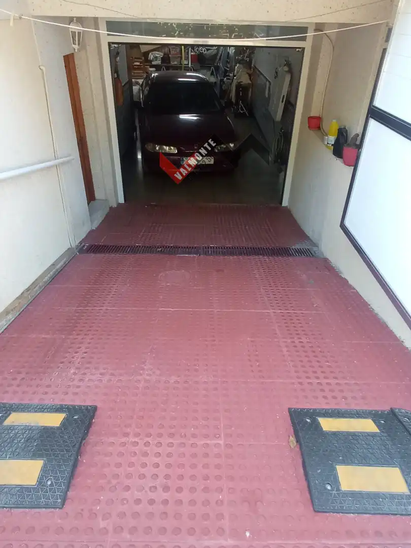 Aparcament de Casa o xalet en venda en Roquetas de Mar amb Aire condicionat, Calefacció i Terrassa