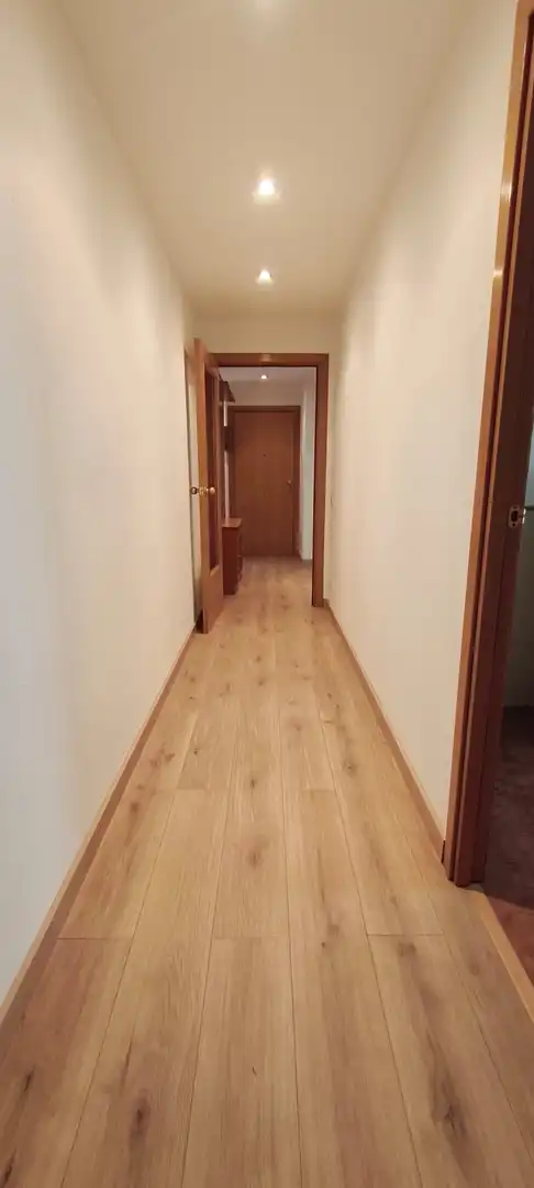 Piso en venta en Sant Adrià de Besòs con Calefacción y Balcón