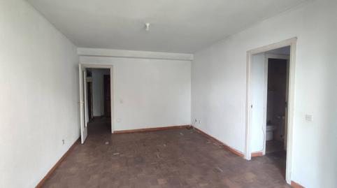 Photo 4 of Flat for sale in Calle de Simón Hernández, Sur - PAU 4, Móstoles