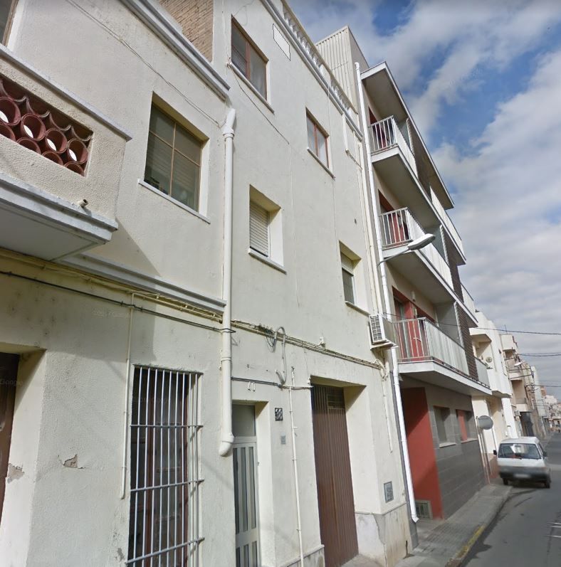 Vista exterior de Traster en venda en Amposta