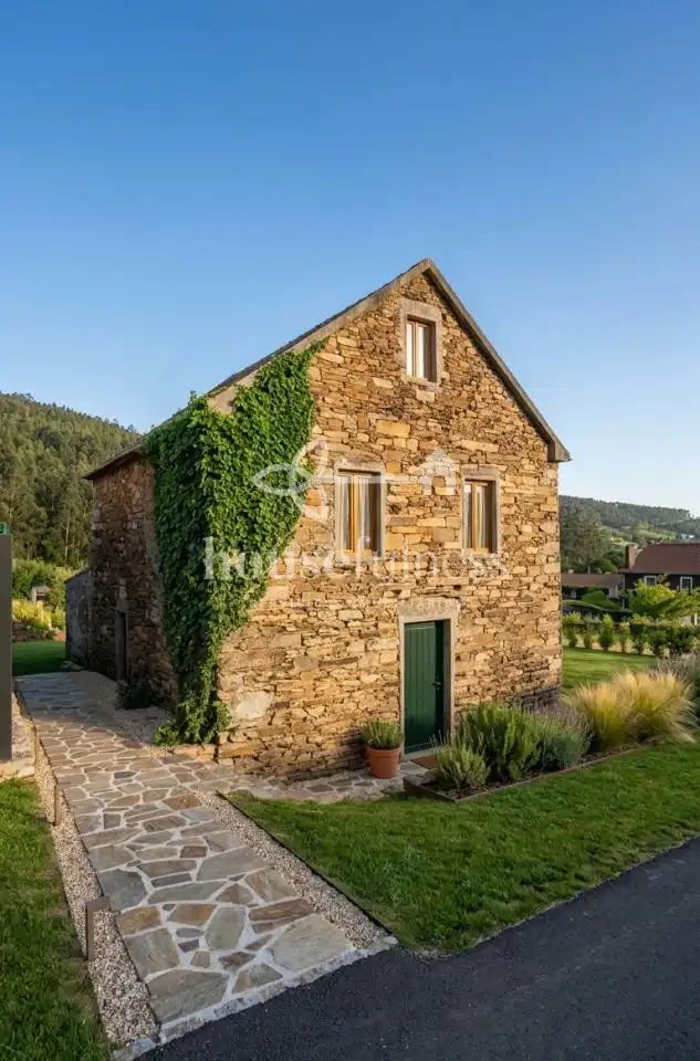 Country house with garden for sale in Cedeira, imagen 2