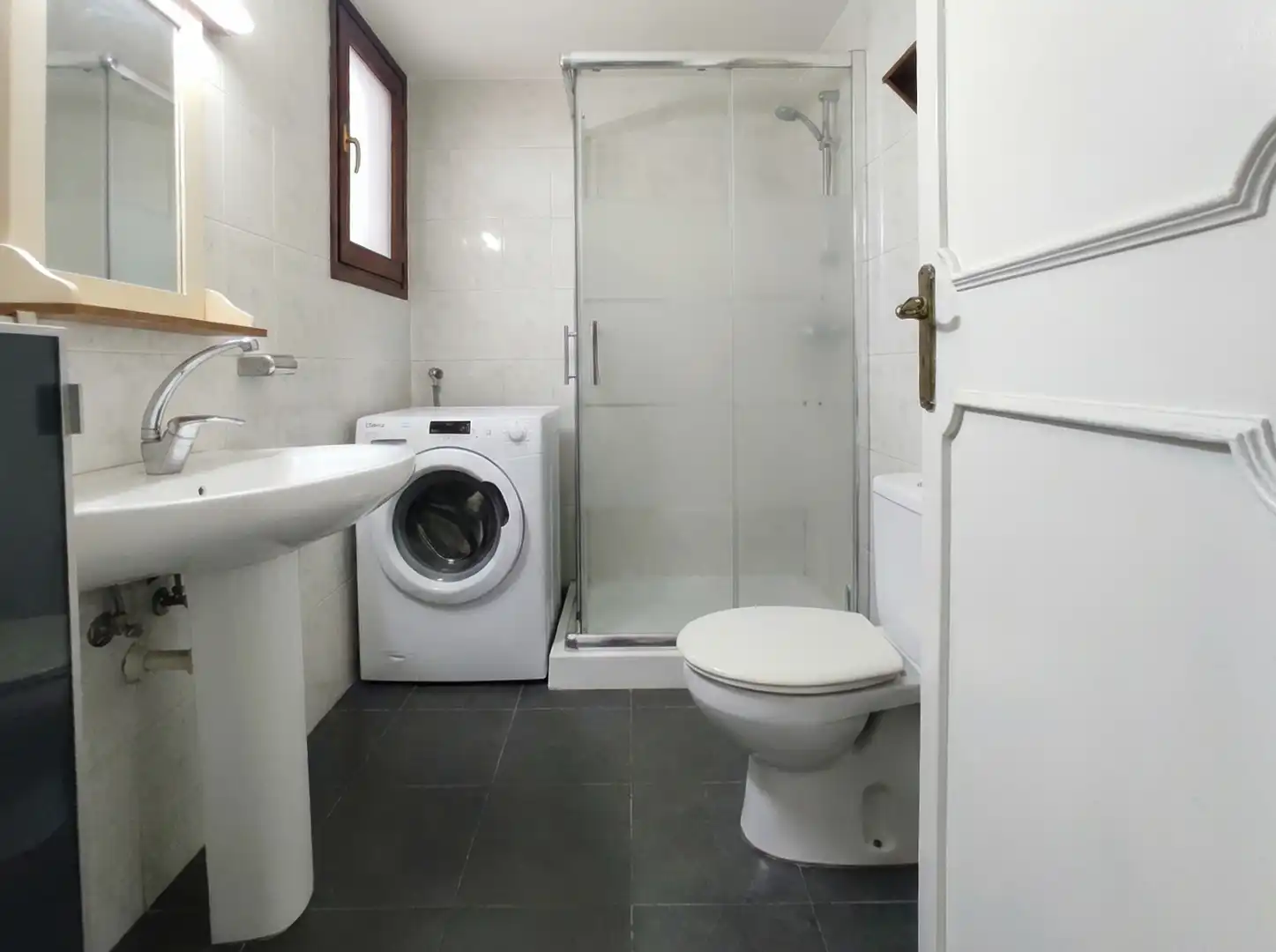Baño de Apartamento en venta en Las Palmas de Gran Canaria con Balcón
