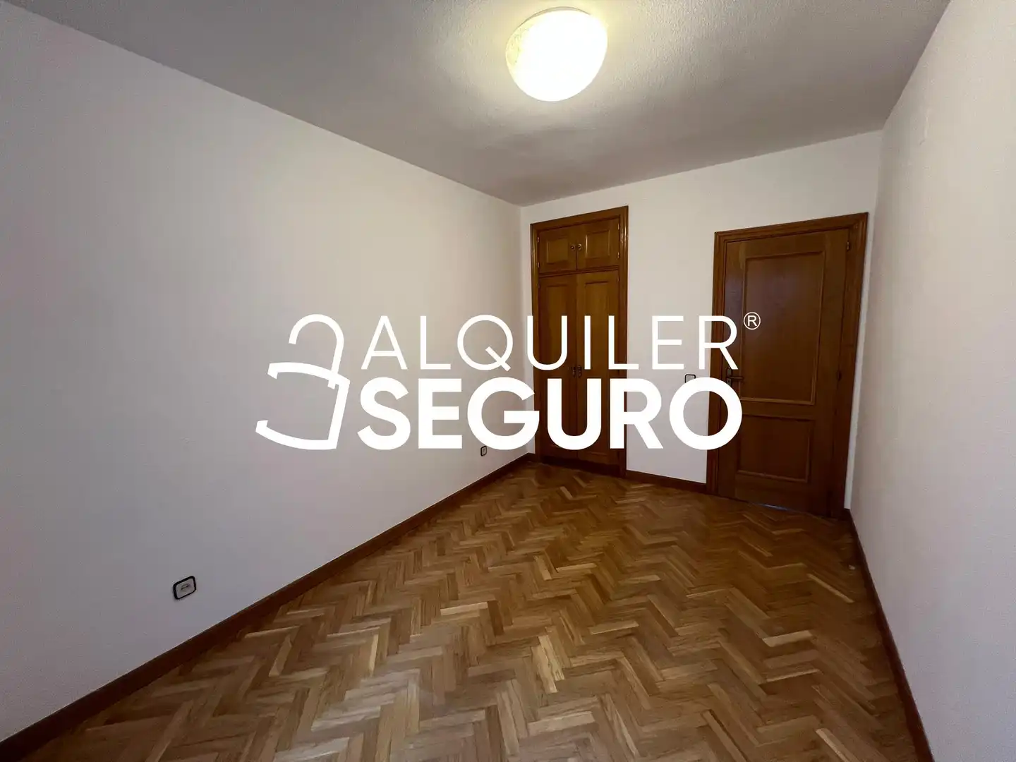 Habitación de Piso de alquiler en Fuencarral - El Pardo