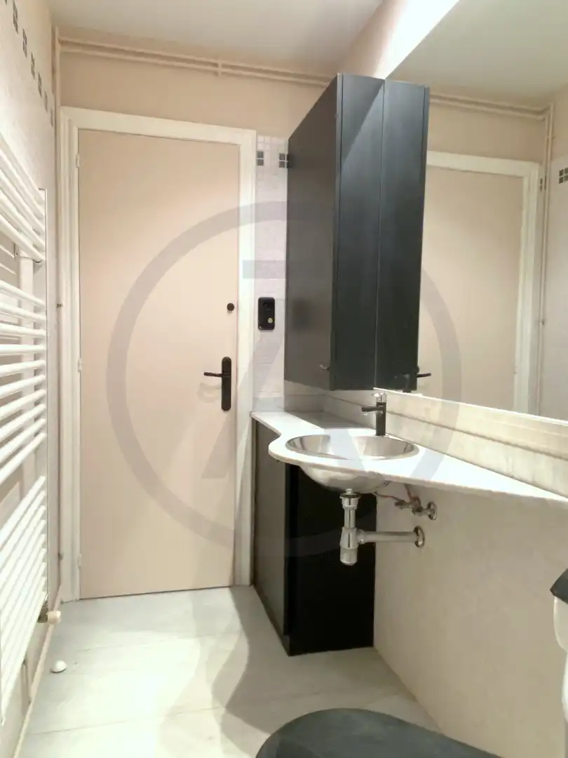 Baño de Ático en venta en Terrassa con Calefacción, Terraza y Trastero