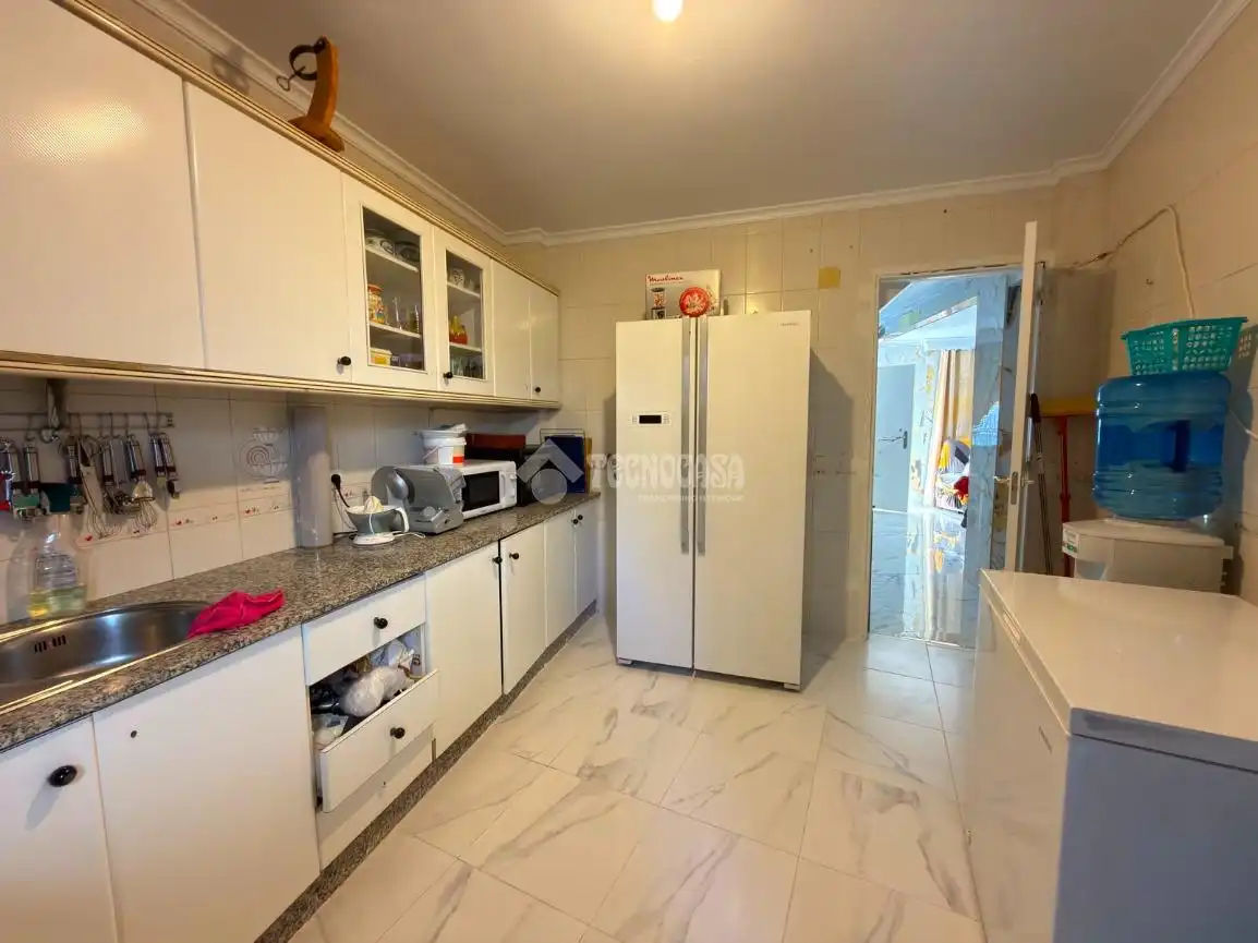 Cocina de Casa adosada en venta en Antequera con Aire acondicionado, Terraza y Trastero