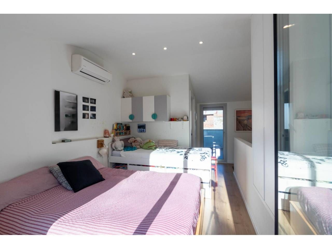 Bedroom of House or chalet for sale in Sabadell  with Air Conditioner, Heating and Private garden