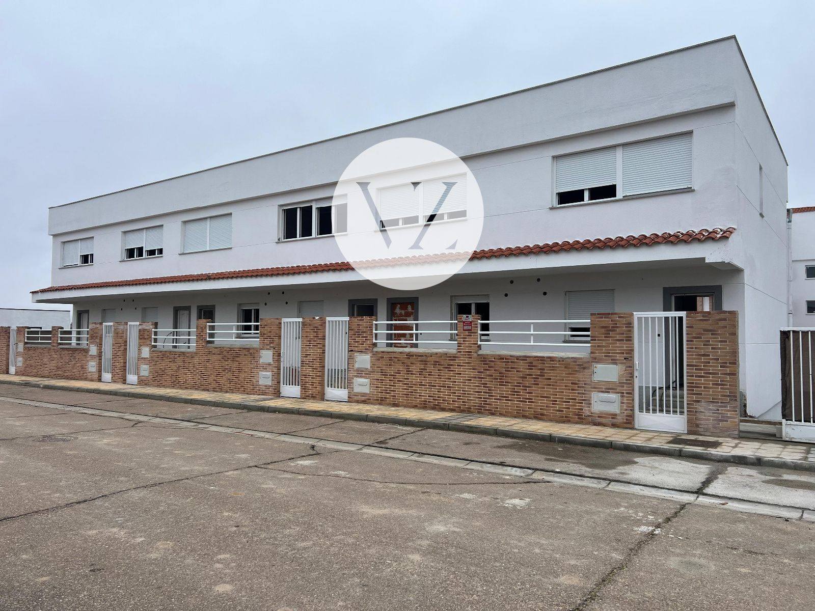 Vista exterior de Casa adosada en venda en Pelabravo amb Calefacció, Terrassa i Piscina