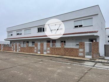 Casa a schiera con balcone in vendita a Pelabravo