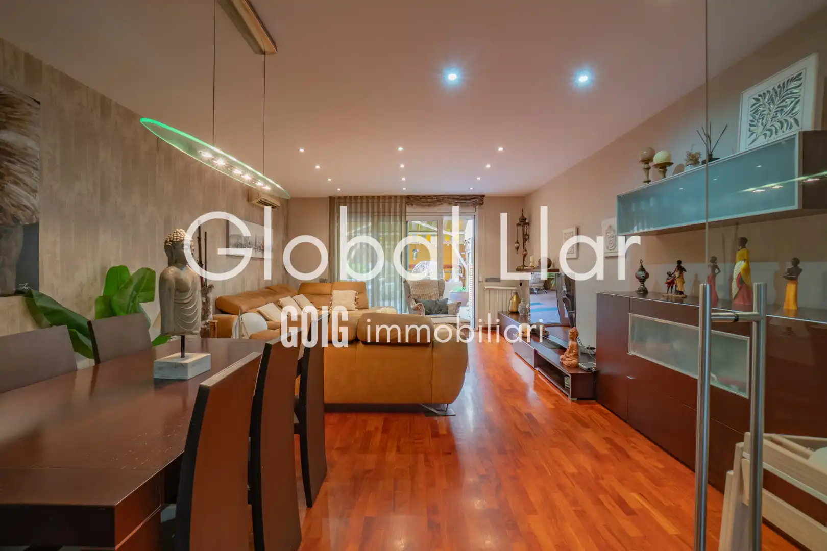 Detached homes for sale in Carrer de Joanot Martorell, Gràcia