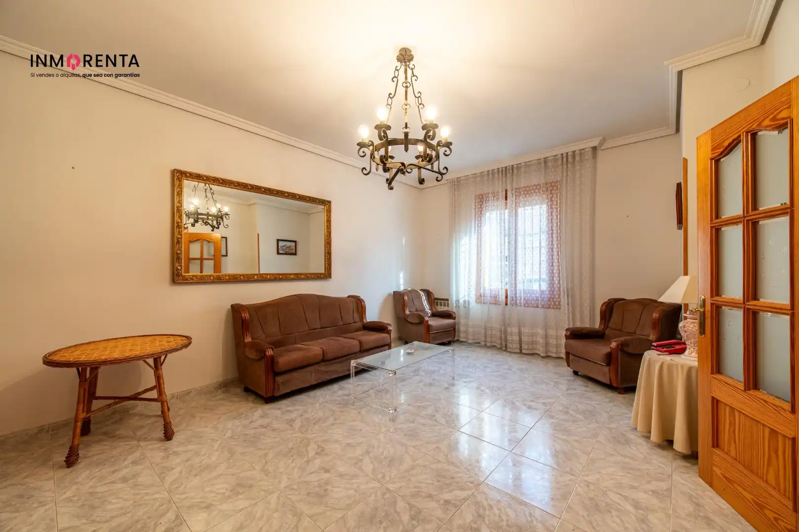 Sala de estar de Casa adosada en venta en La Mata con Calefacción, Terraza y Amueblado