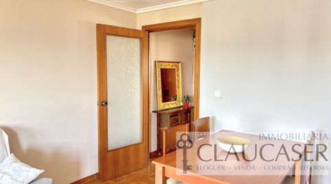 Foto 2 de Piso en venta en Del Cantábric, Badia del Vallès, Barcelona