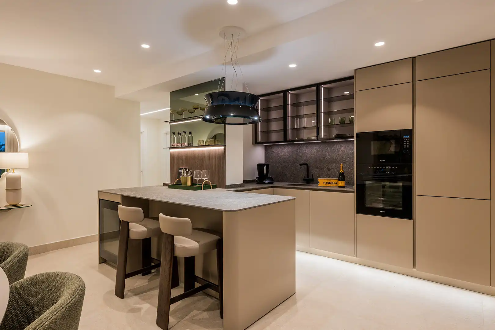 Cocina de Planta baja en venta en Estepona con Aire acondicionado, Terraza y Trastero