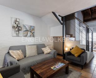 Living room of Apartment for sale in  Valencia Capital  with Air Conditioner, Heating and Balcony