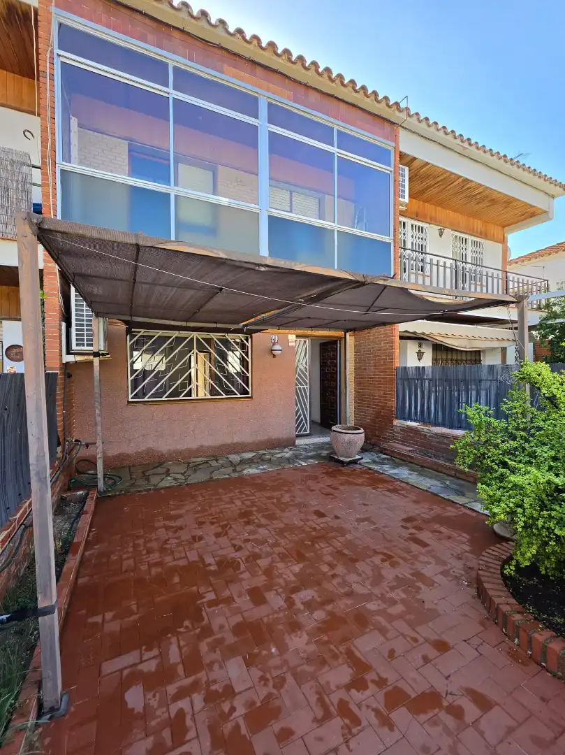 Reihenhaus mit Terrasse zum Verkauf in Carrer Centcelles, imagen 28