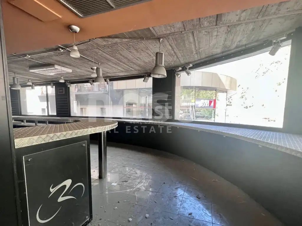 Local commercial à louer à Sant Julià, imagen 10