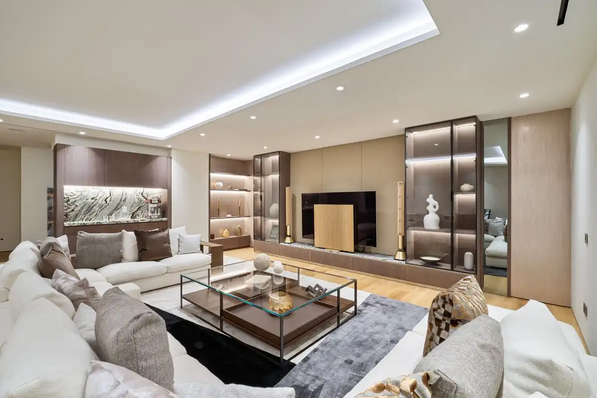 Sala de estar de Dúplex en venta en Marbella con Aire acondicionado, Terraza y Trastero