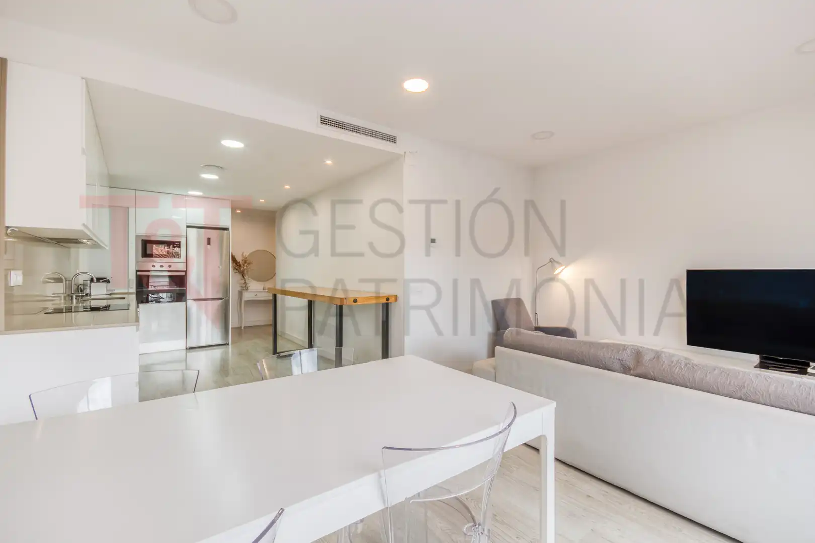 House with terrace for sale in Carrer de Sant Antoni 61