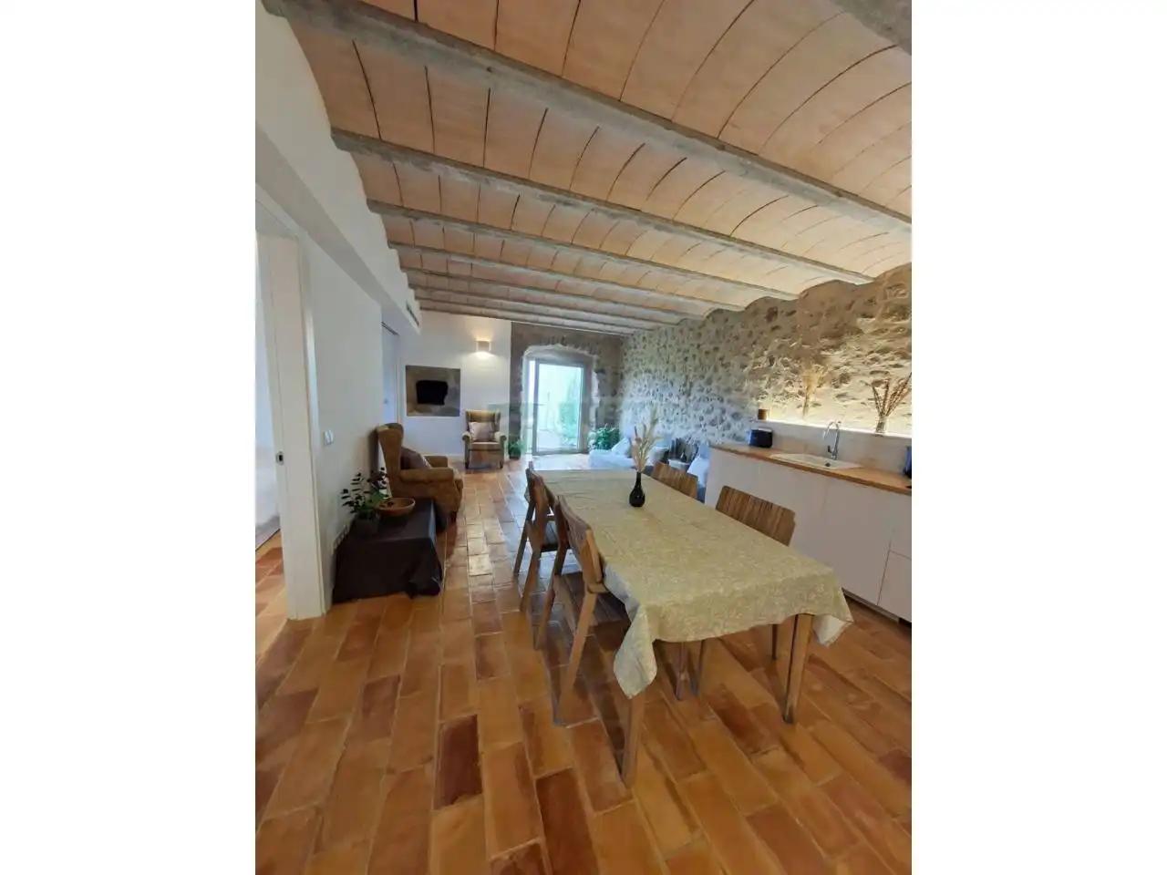 Esszimmer von Country house zur Miete in Foixà mit Klimaanlage, Heizung und Möbliert