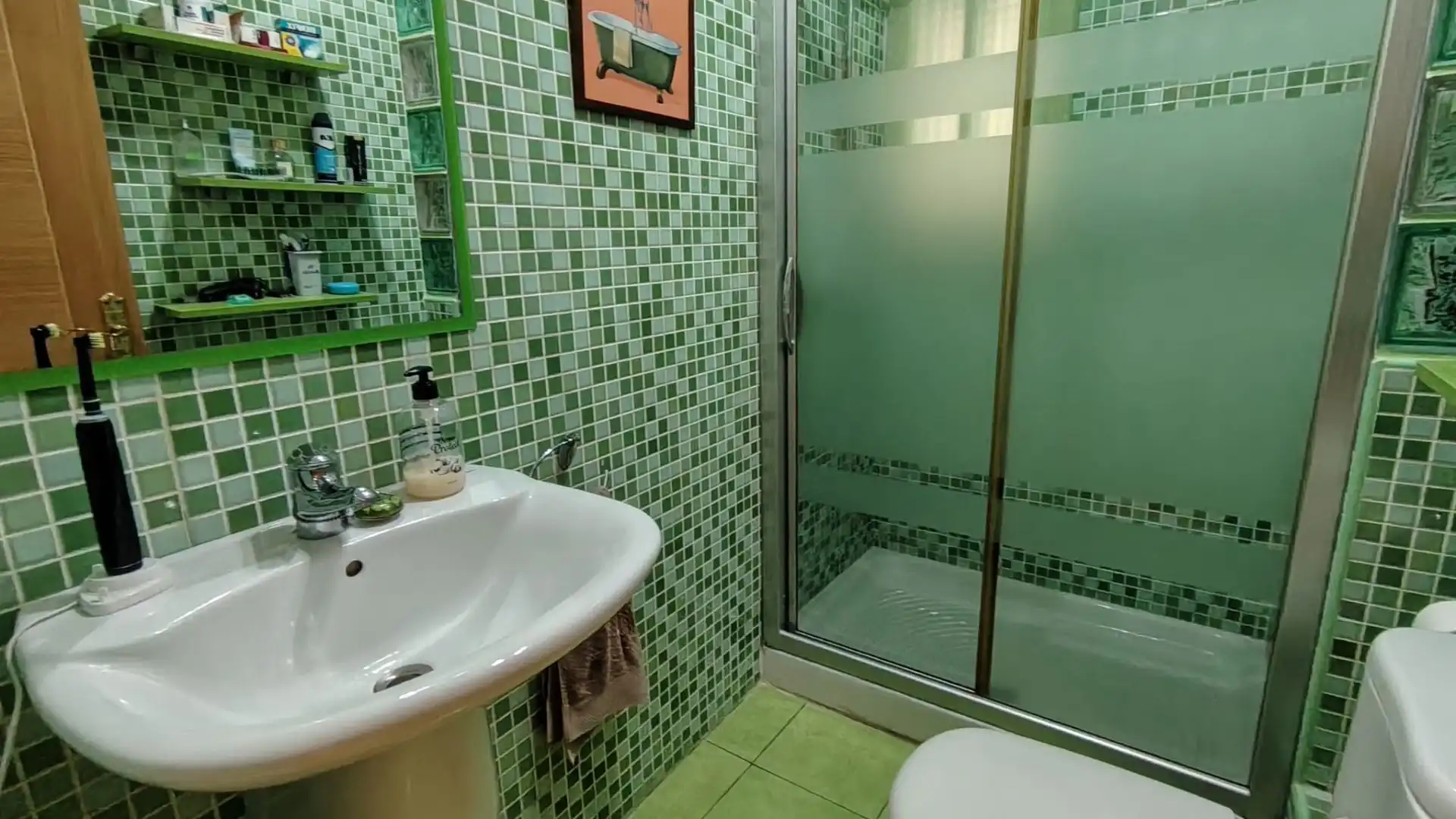 Baño de Piso en venta en Alcalá de Henares con Aire acondicionado, Calefacción y Terraza