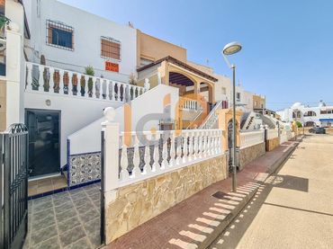 Casa en venda a Las Marinas - Pueblo Laguna