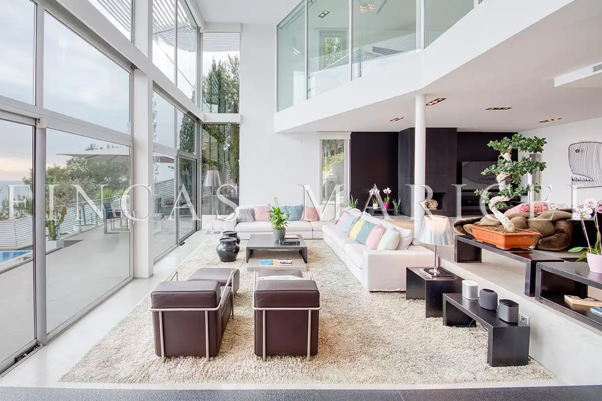 Sala d'estar de Casa o xalet en venda en Sitges amb Aire condicionat, Calefacció i Jardí privat