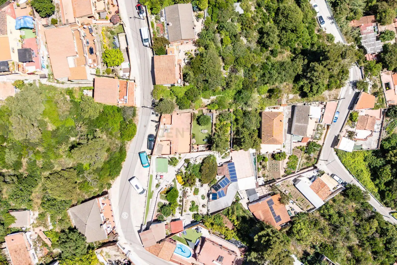 Vista exterior de Casa o xalet en venda en Sant Cugat del Vallès amb Jardí privat i Traster