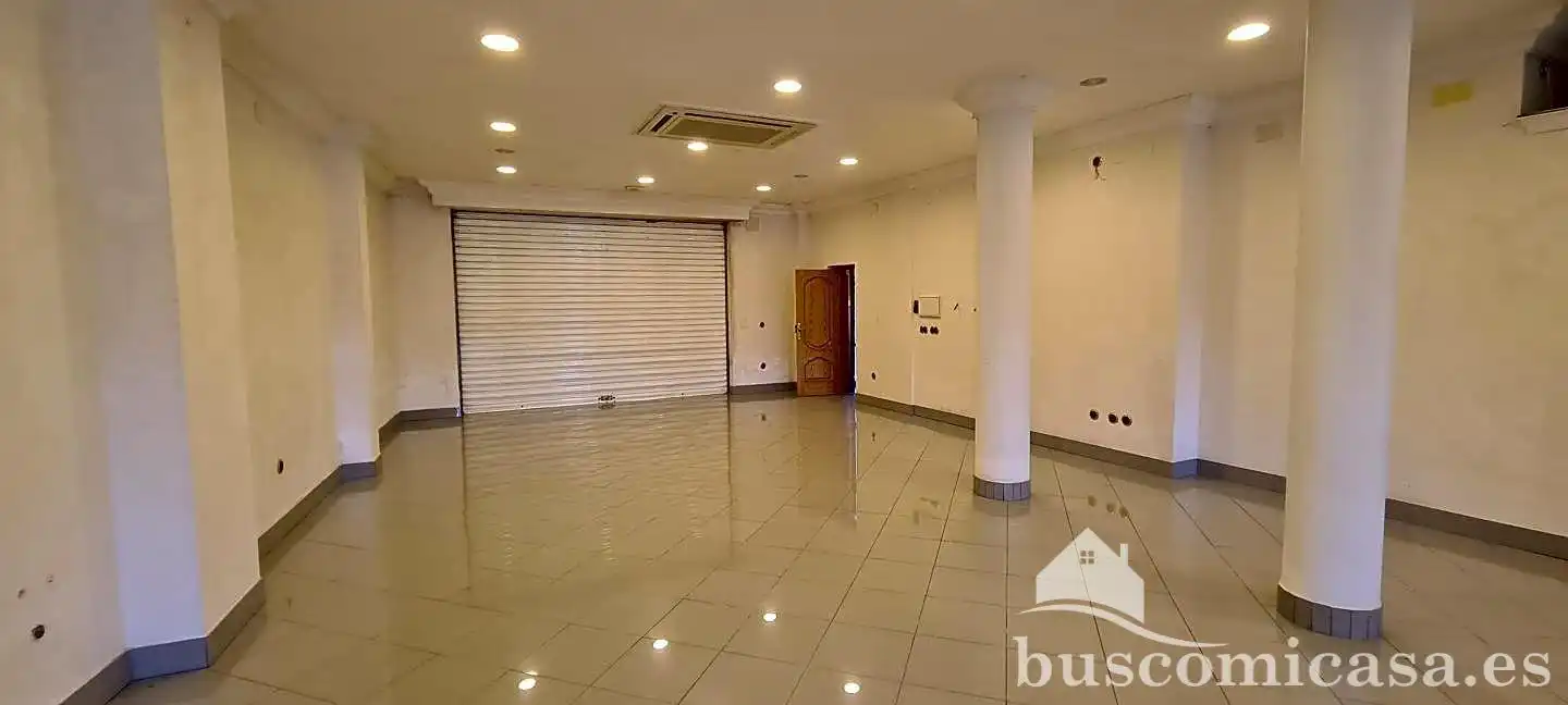 Local comercial en venda a Verbena, imagen 2