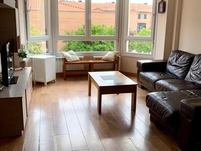 Living room of Flat for sale in Lodosa  with Heating, Terrace and Storage room