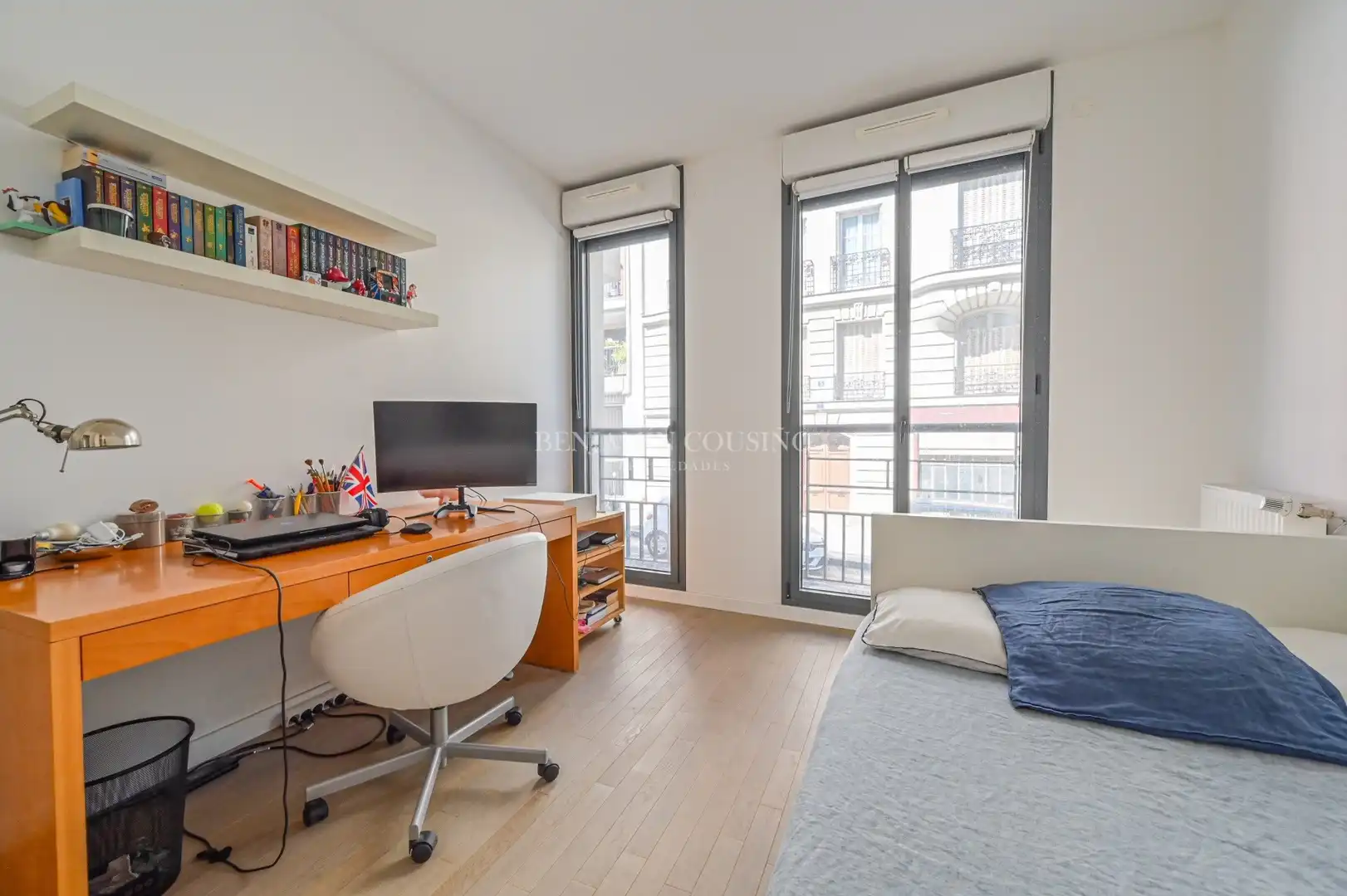 Habitación de Dúplex en venta en Madrid con Aire acondicionado y Trastero