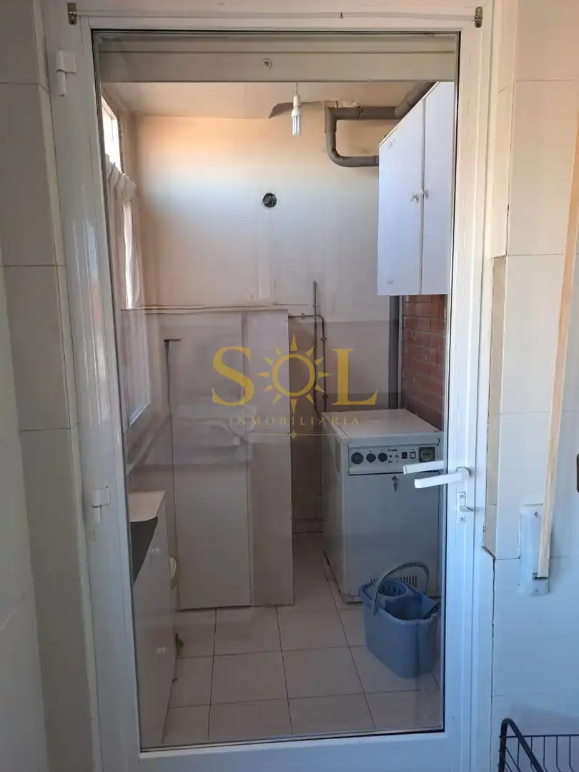 Küche von Wohnung zum Verkauf in La Bañeza  mit Heizung, Parkett und Abstellraum