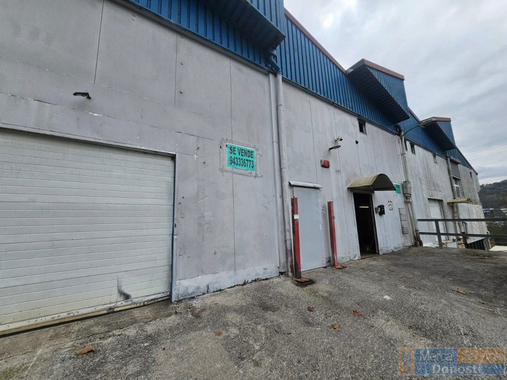 Exterior view of Industrial buildings for sale in Lezo