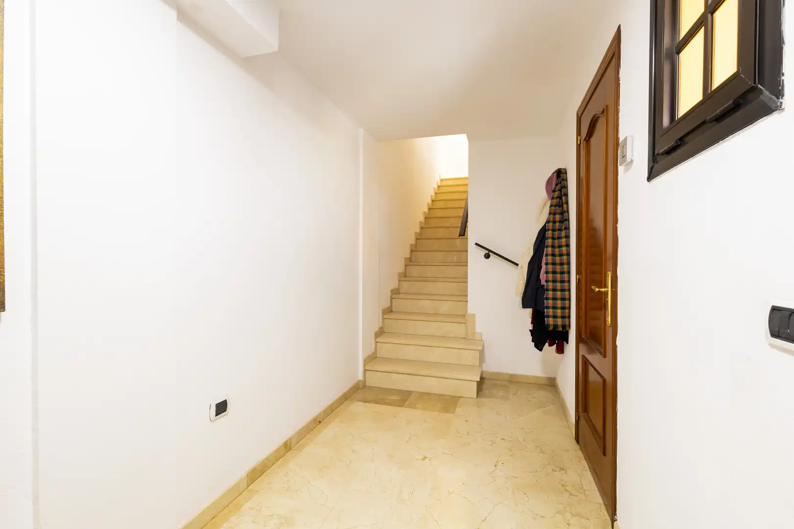 Casa adosada en venta en Candelaria con Terraza, Trastero y Balcón