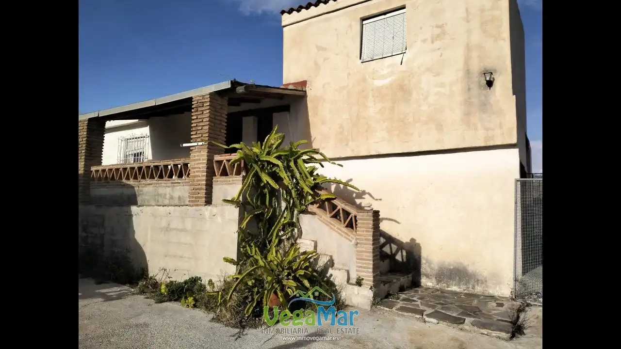 Vista exterior de Finca rústica en venda en Almuñécar
